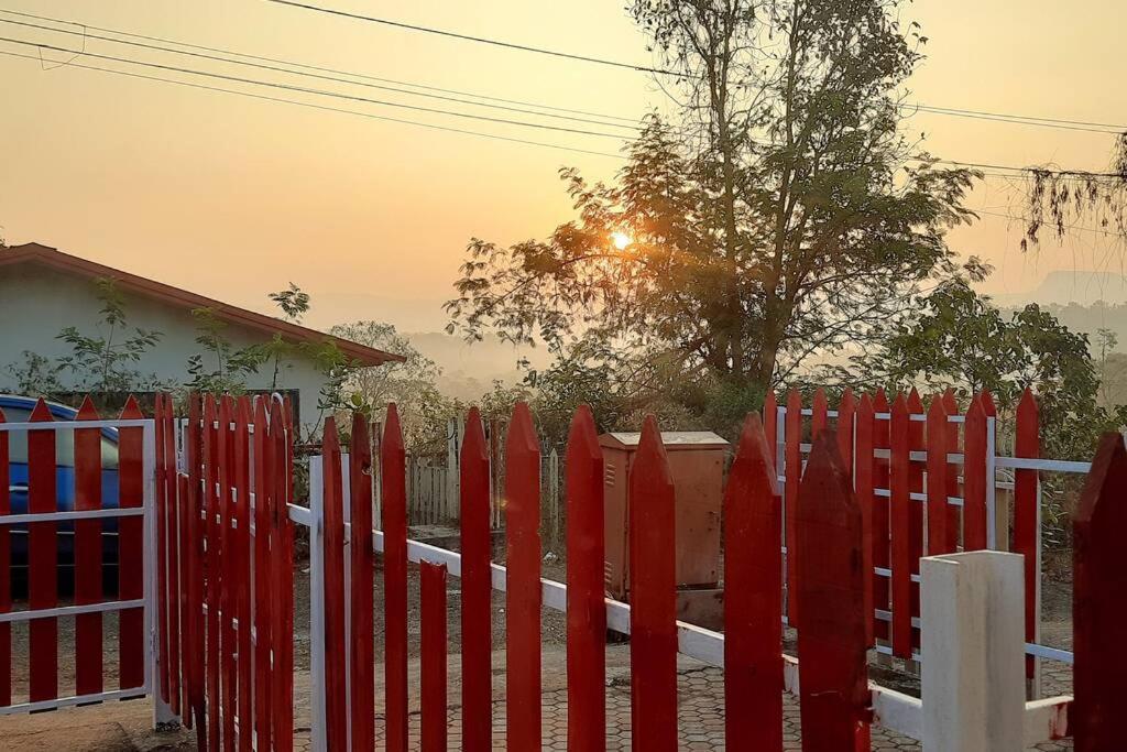 Joy Cottages - Premium Chalets, Vacation Home Rentals Karjat Exteriér fotografie
