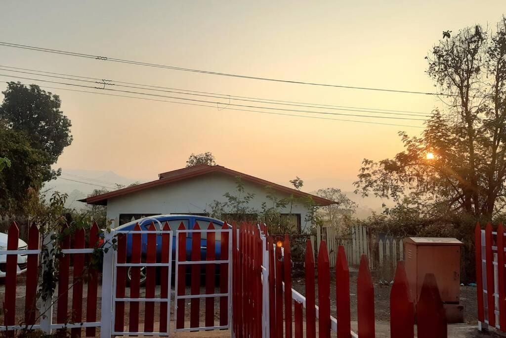 Joy Cottages - Premium Chalets, Vacation Home Rentals Karjat Exteriér fotografie